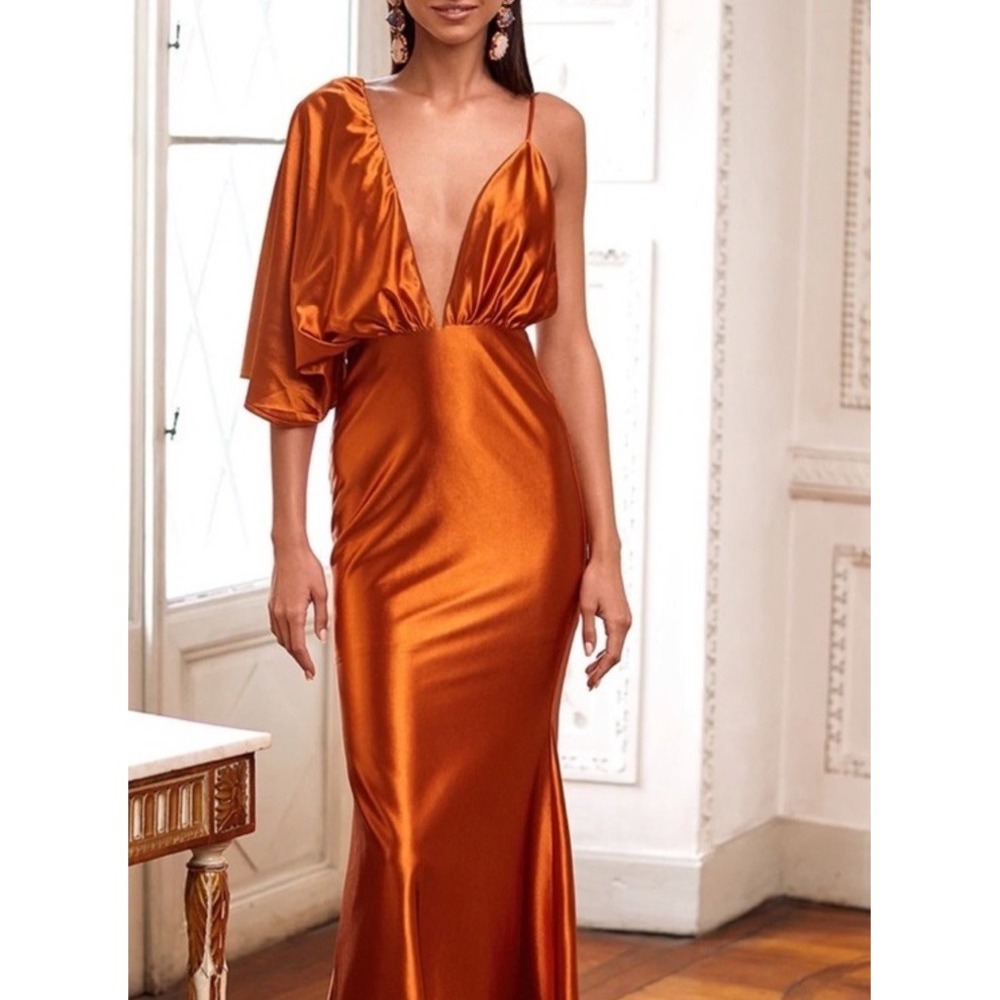 Alamour The label Dress Rust One Shoulder‎ Evening Gown With Deep V Neck Size M